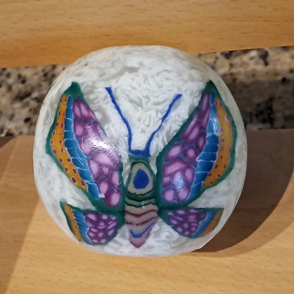 Set of 3 Candles with Metal Stand. 3 Different Beautiful Designs. - Picture 3 of 16